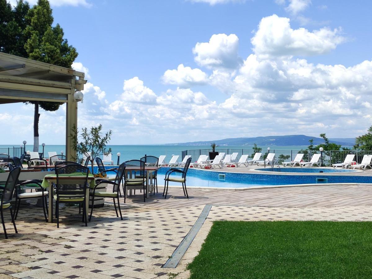 Helios Hotel Балчик Екстер'єр фото