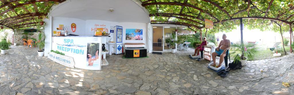 Helios Hotel Балчик Екстер'єр фото