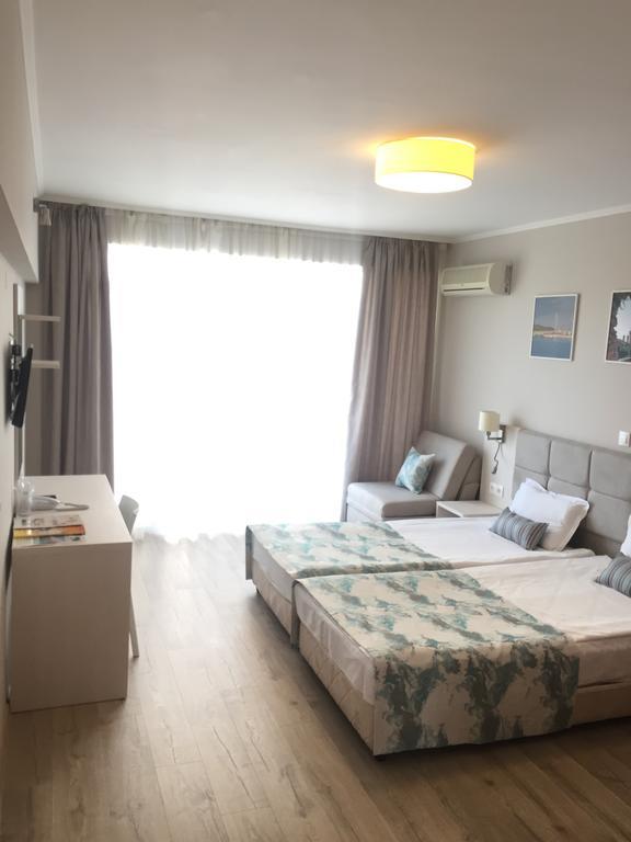 Helios Hotel Балчик Екстер'єр фото