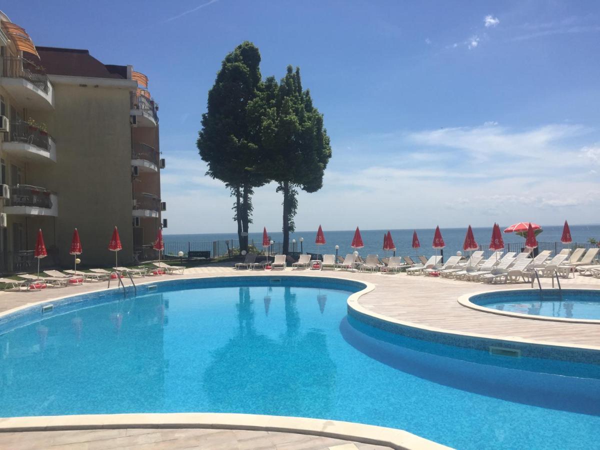Helios Hotel Балчик Екстер'єр фото